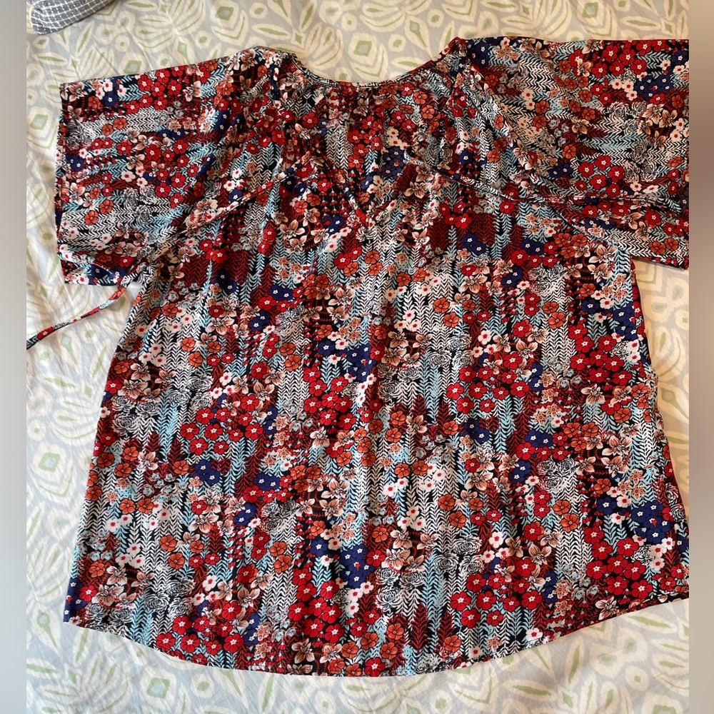 Flutter sleeve tie-neck boho short sleeved blouse - Picture 4 of 11